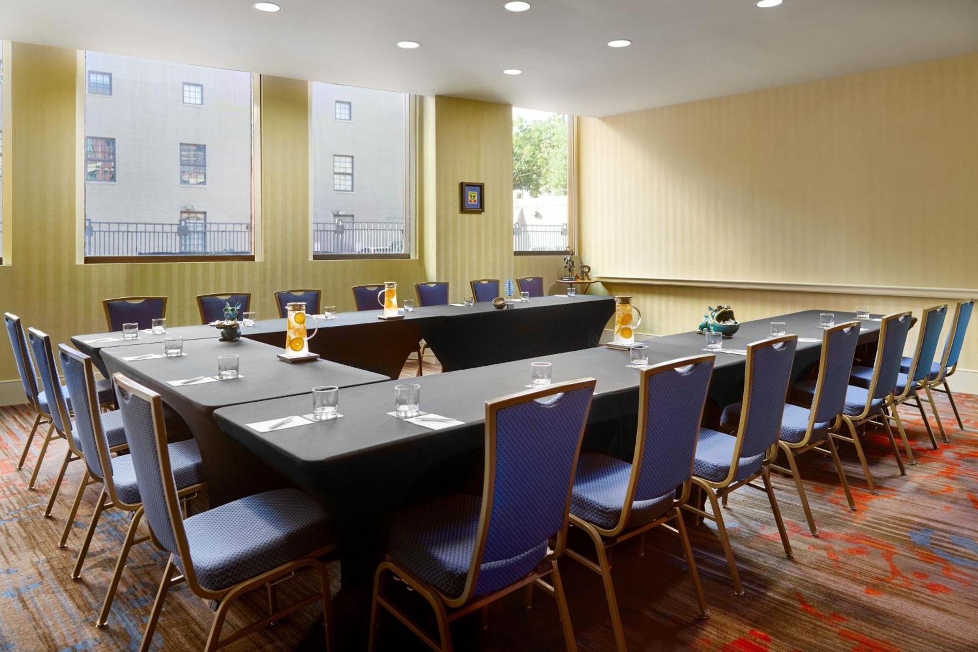 Renaissance New Orleans Arts Warehouse District Hotel Екстер'єр фото