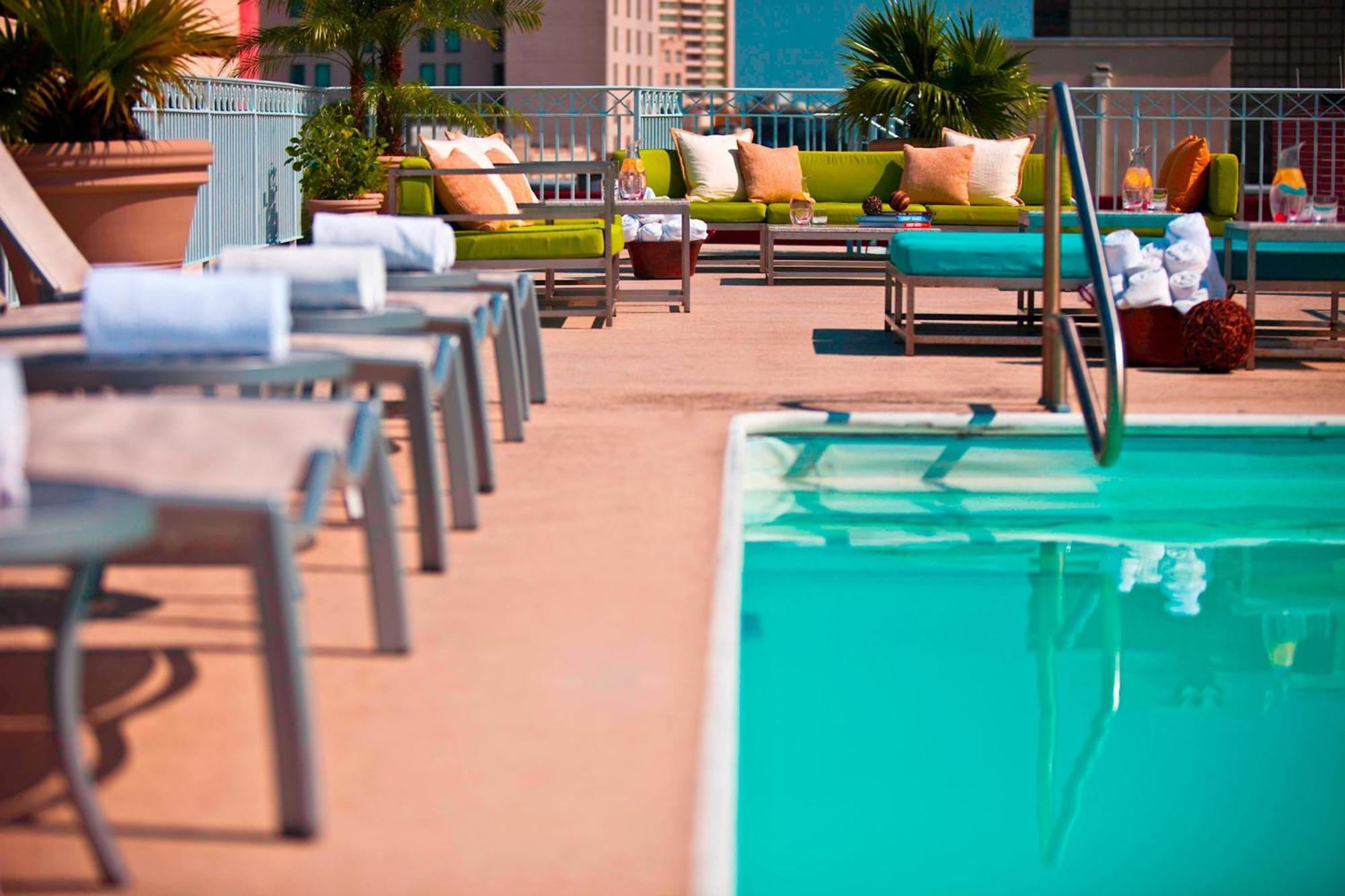Renaissance New Orleans Arts Warehouse District Hotel Екстер'єр фото
