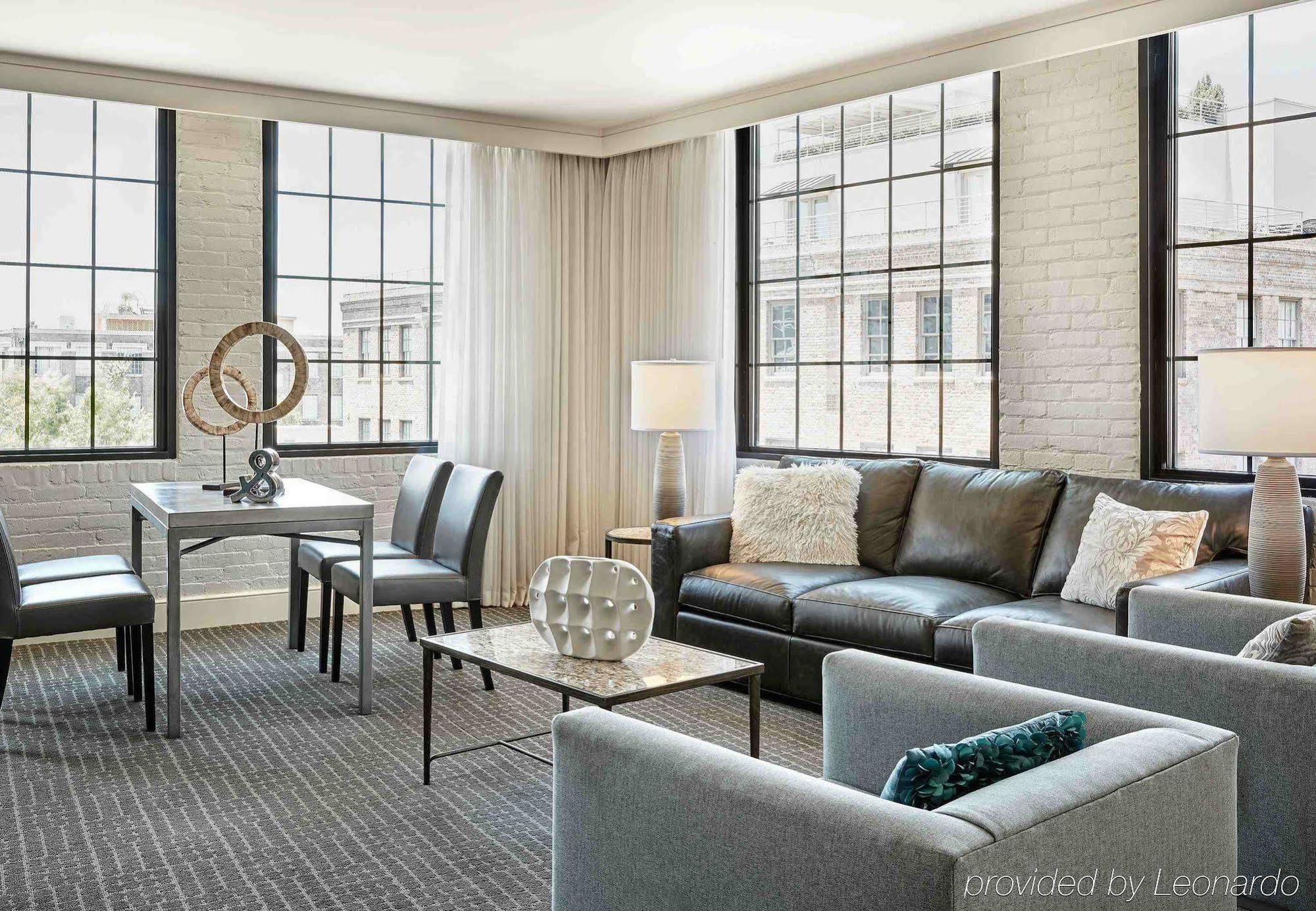 Renaissance New Orleans Arts Warehouse District Hotel Екстер'єр фото